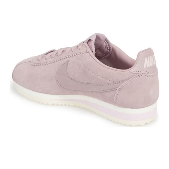 NIB Women’s Nike Classic Cortez Suede size 8 - Picture 3 of 8